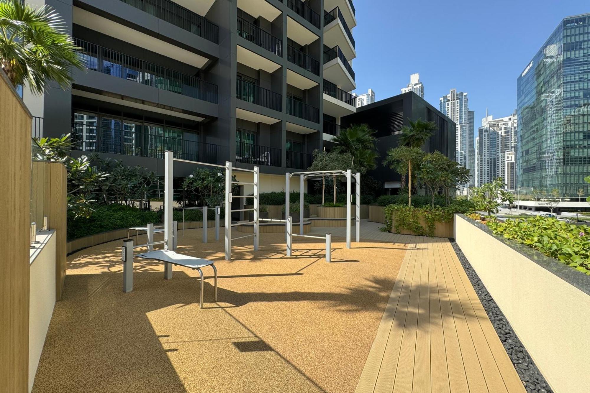 Ahad Residences 1 Bd- 15mins Walk To Mall Apartment *