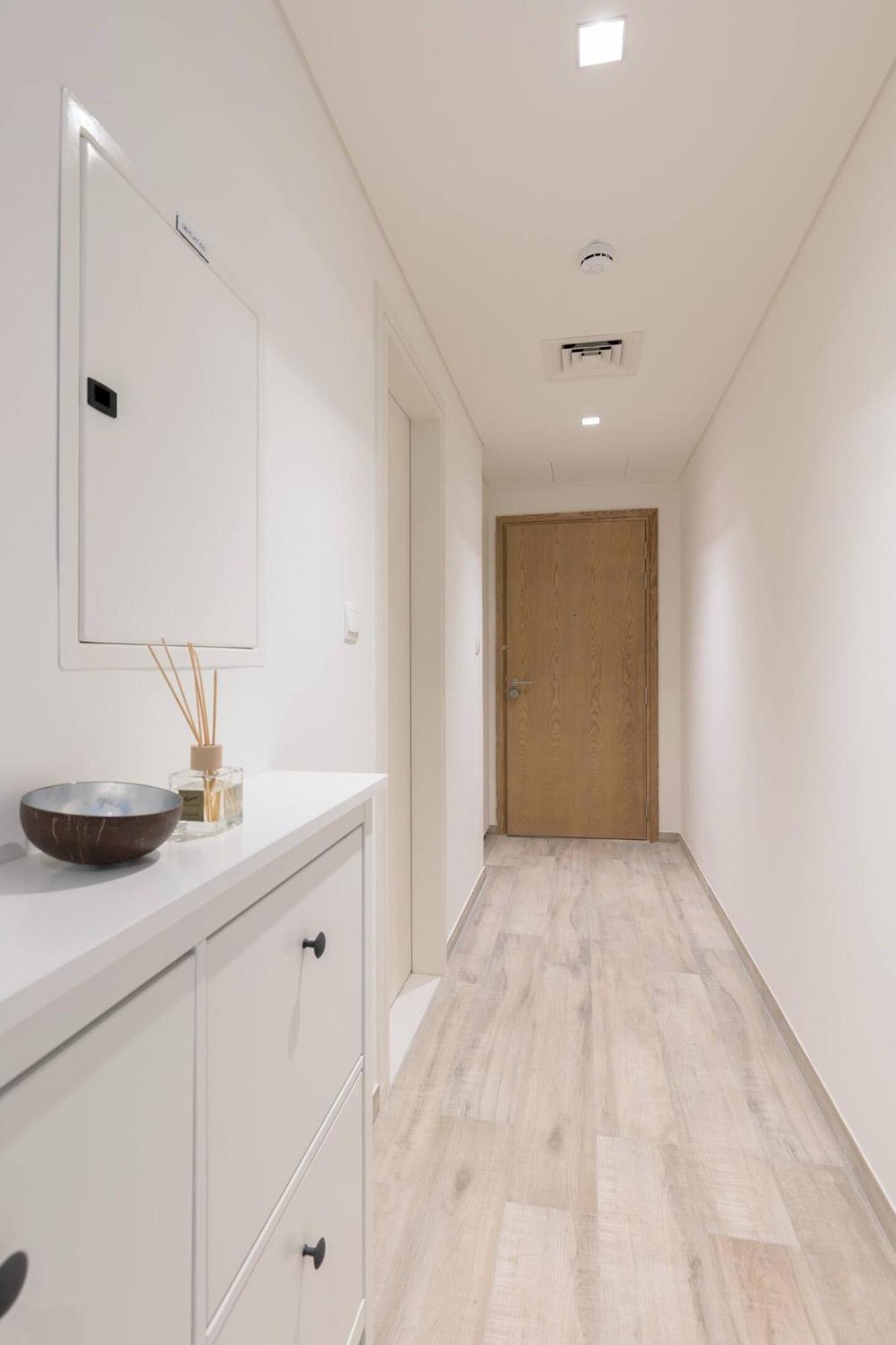 Ahad Residences 1 Bd- 15mins Walk To Mall *