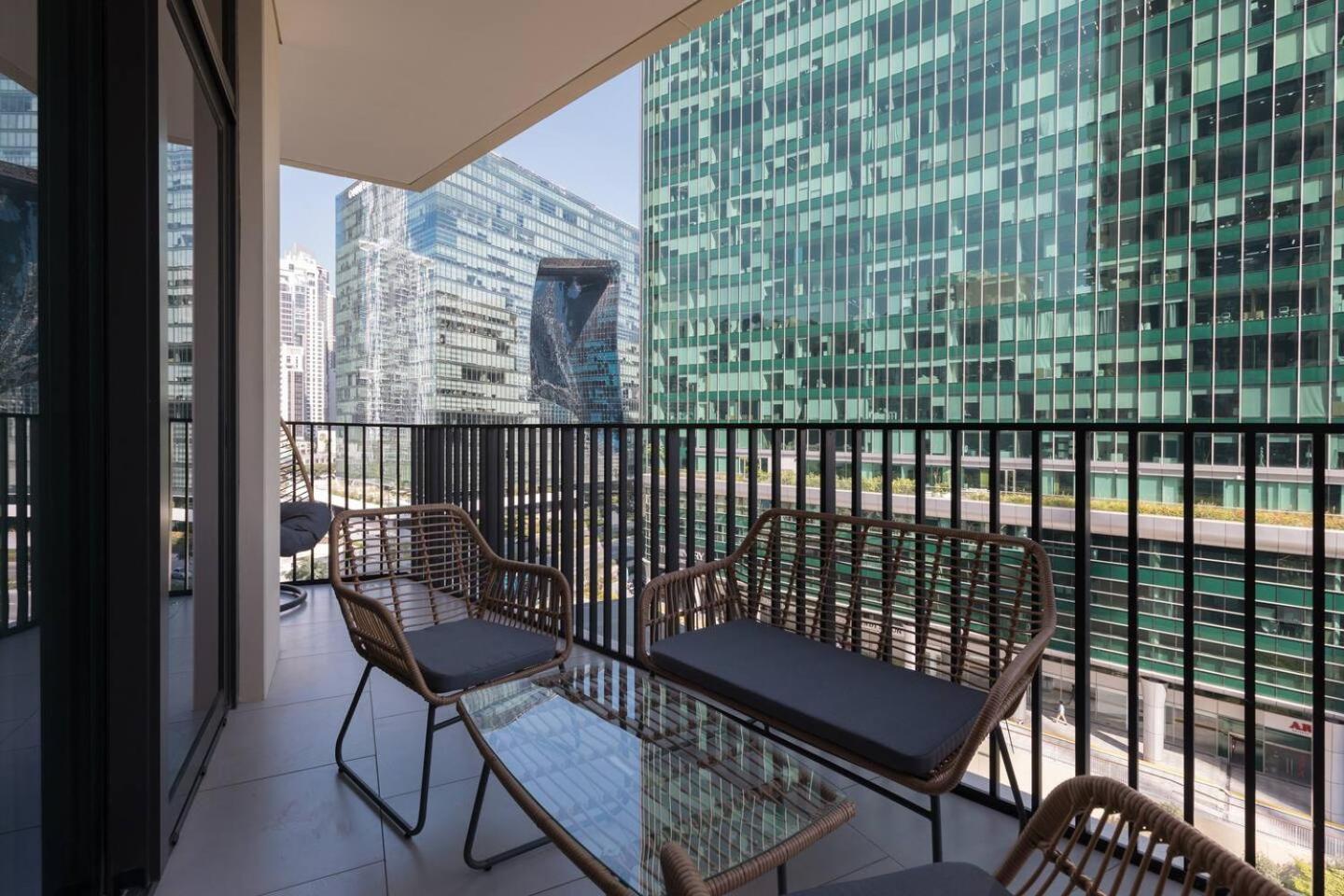 Apartment Ahad Residences 1 Bd- 15mins Walk To Mall *