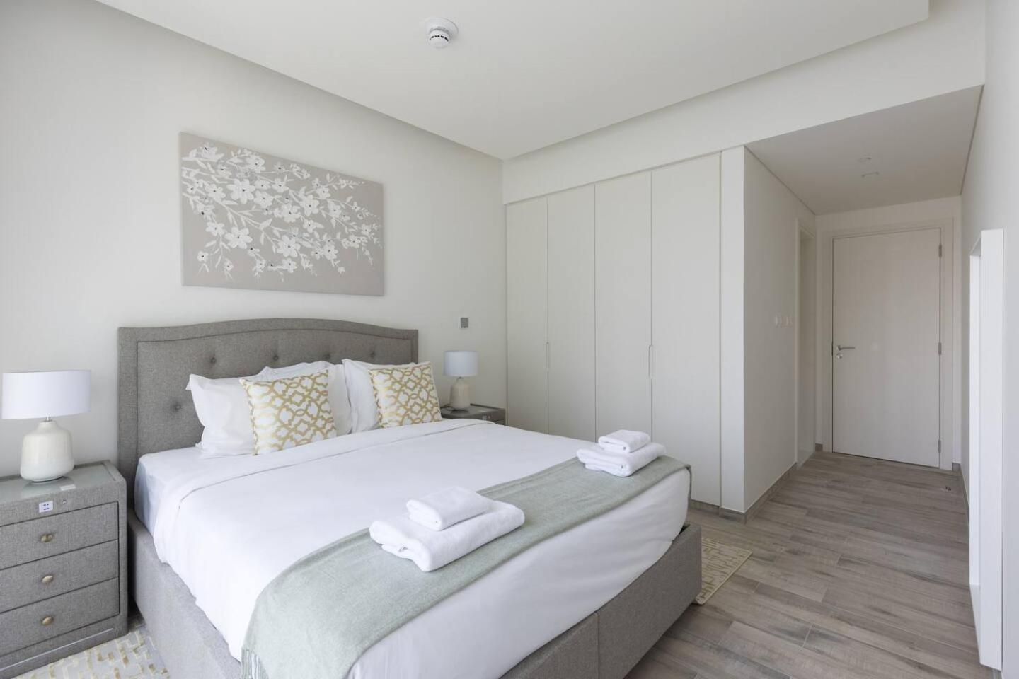 Ahad Residences 1 Bd- 15mins Walk To Mall *