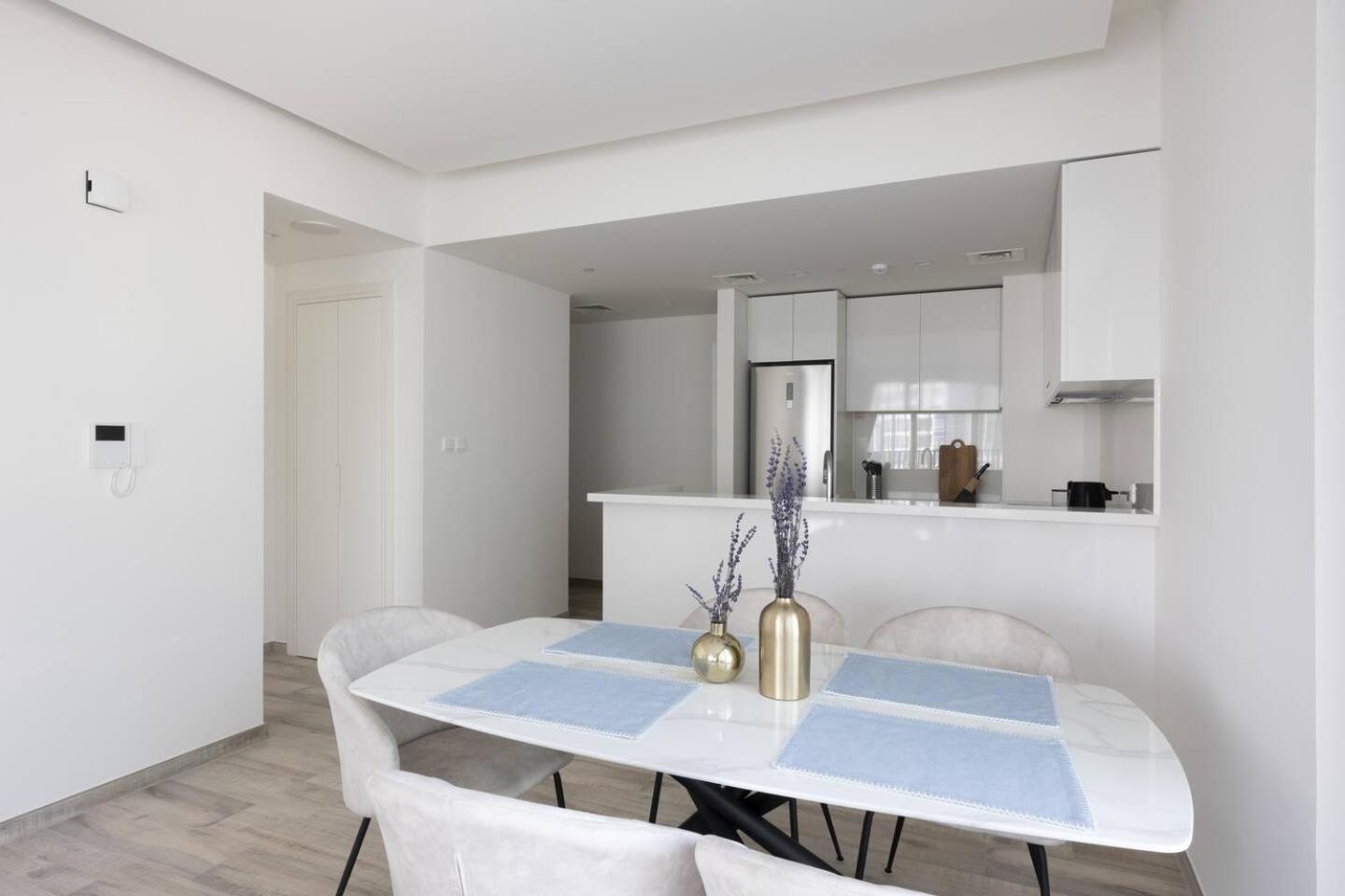 Ahad Residences 1 Bd- 15mins Walk To Mall Apartment Dubai